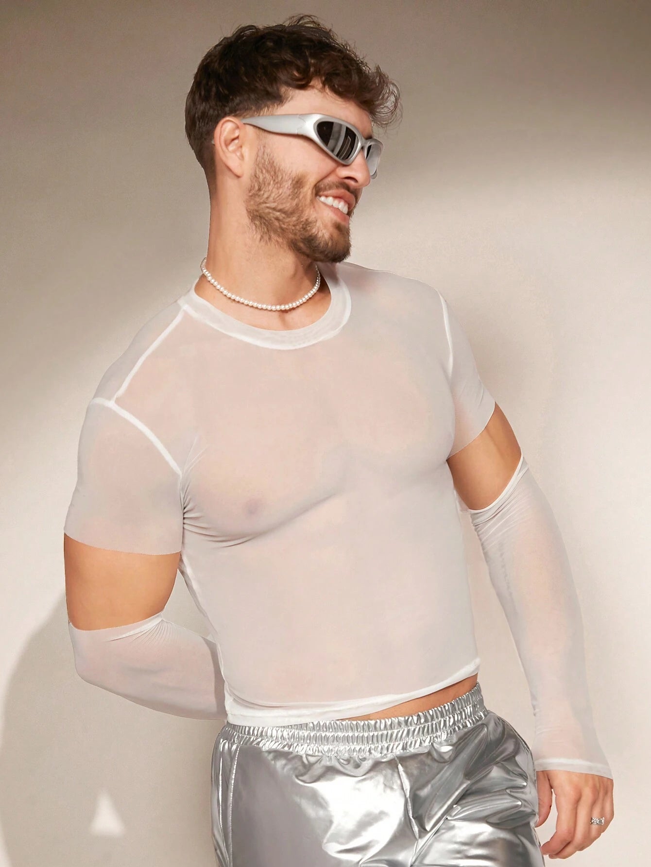 9000 B05-05 Camiseta unicolor de malla transparente con mangas de brazo