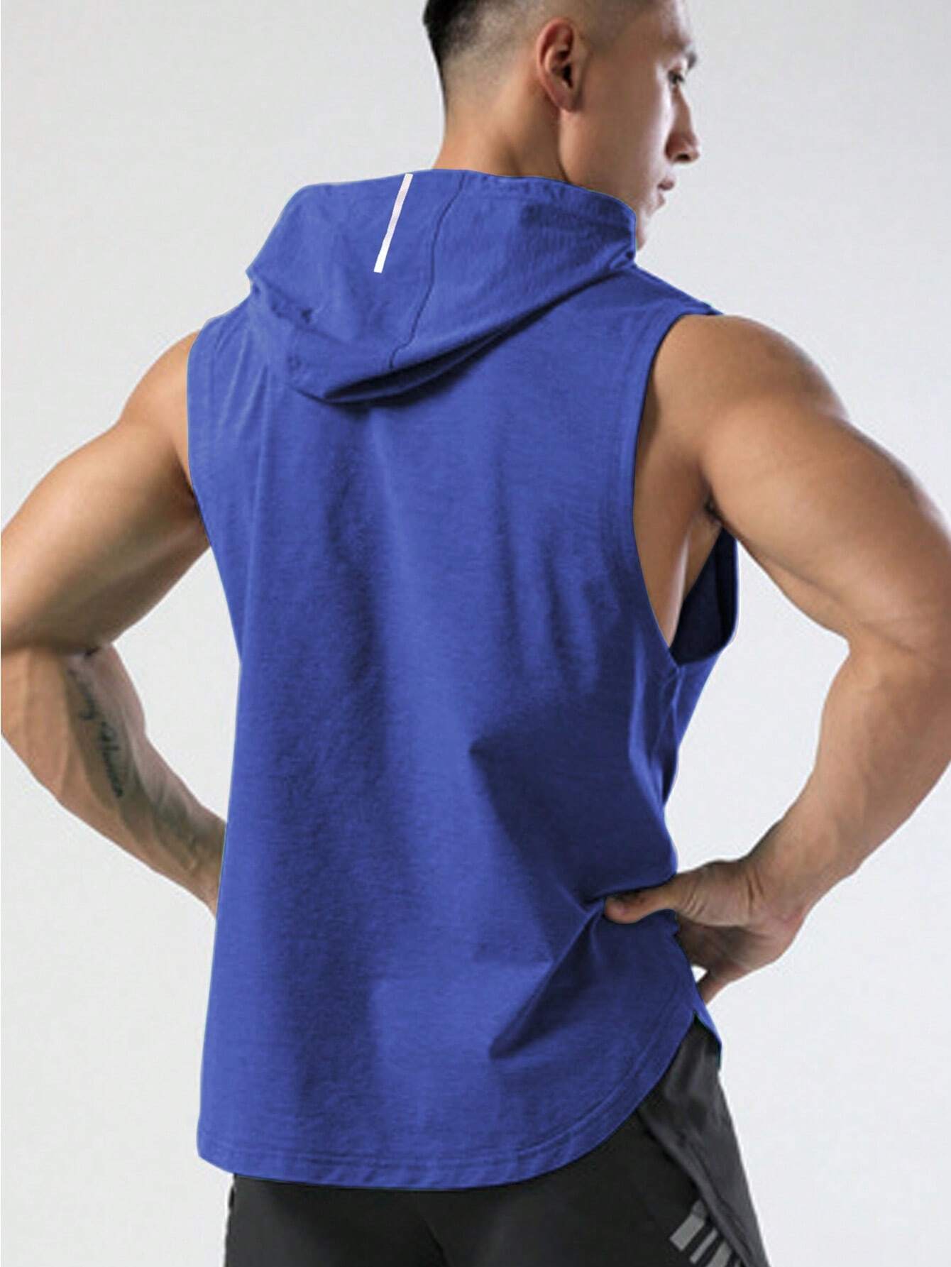 10111 a03-10 Camiseta deportiva con cordón con capucha