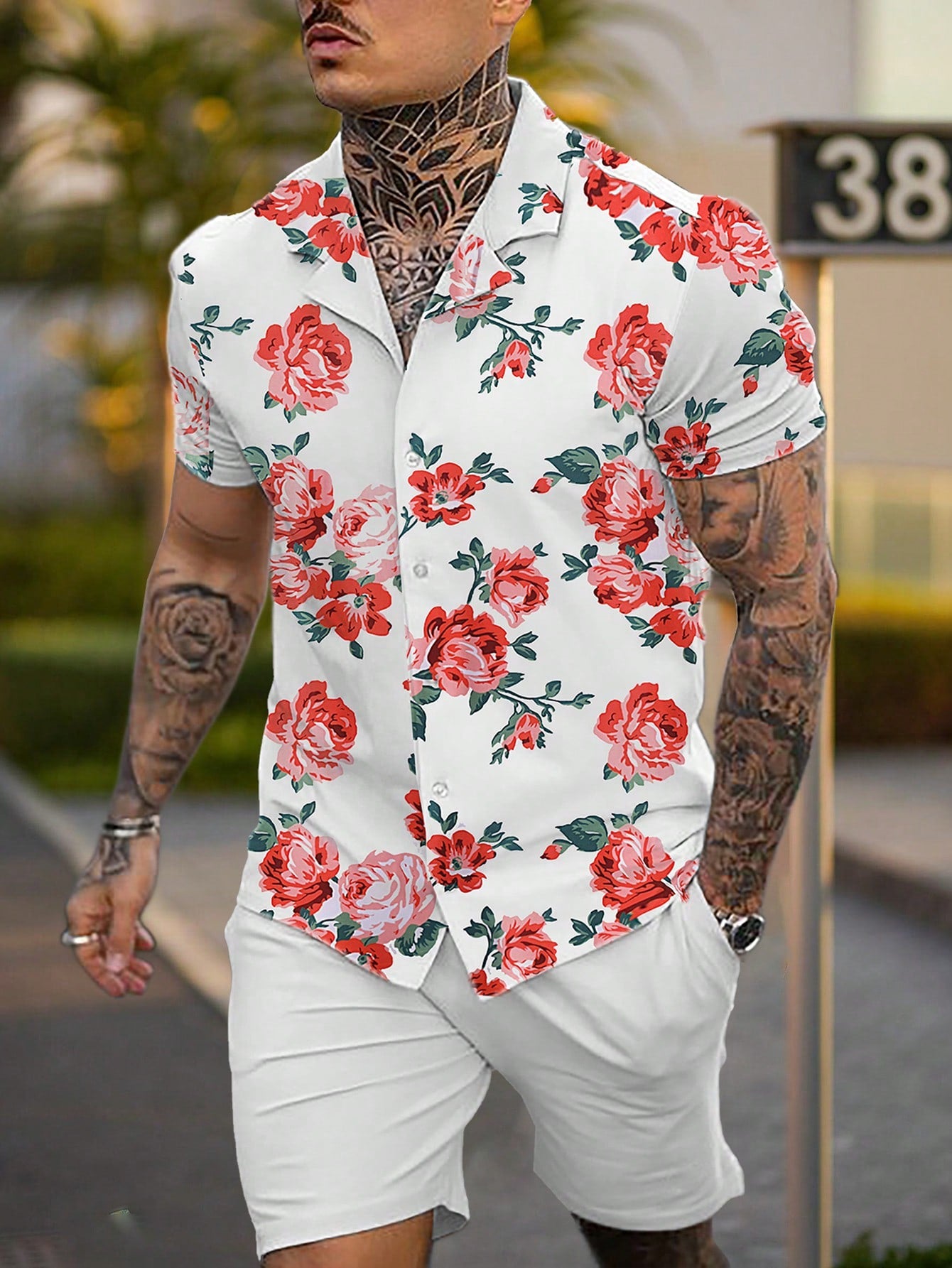 11056 A05-03 Manfinity Homme Conjunto De Camisa De Hombre De Estampado De Flores Y Pantalones Cortos De Cintura Con Cordón