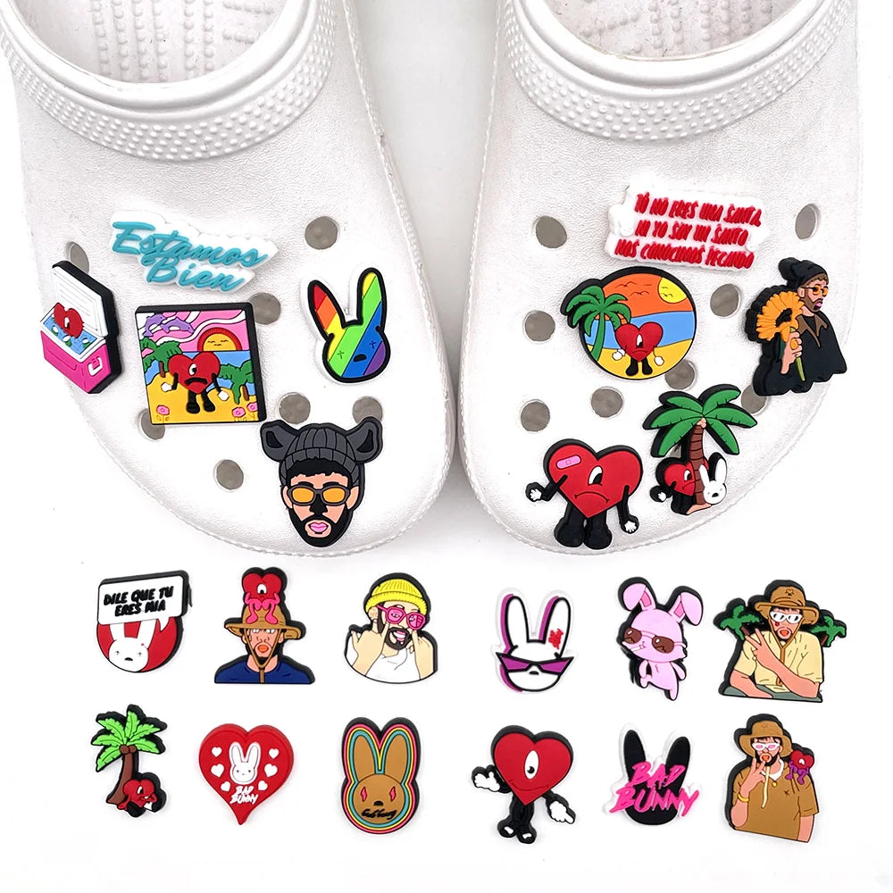 6631 a10-10 Pines 22 Piezas crocs bad bunny